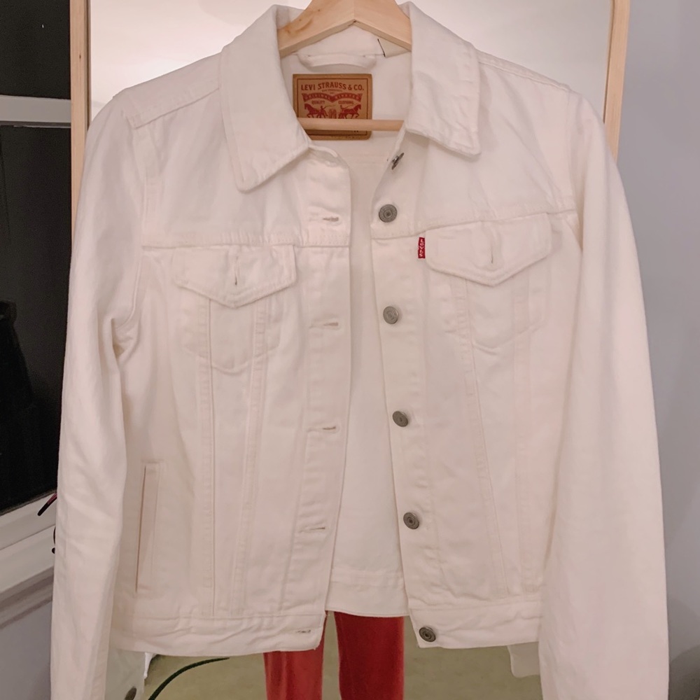 White Levi’s Denim Jacket